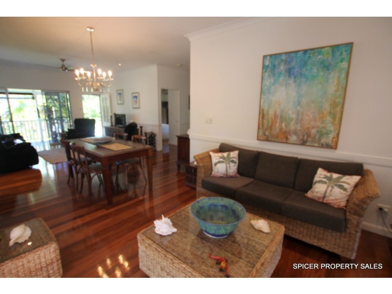 10 Spurwood Close, Wongaling Beach QLD 4852