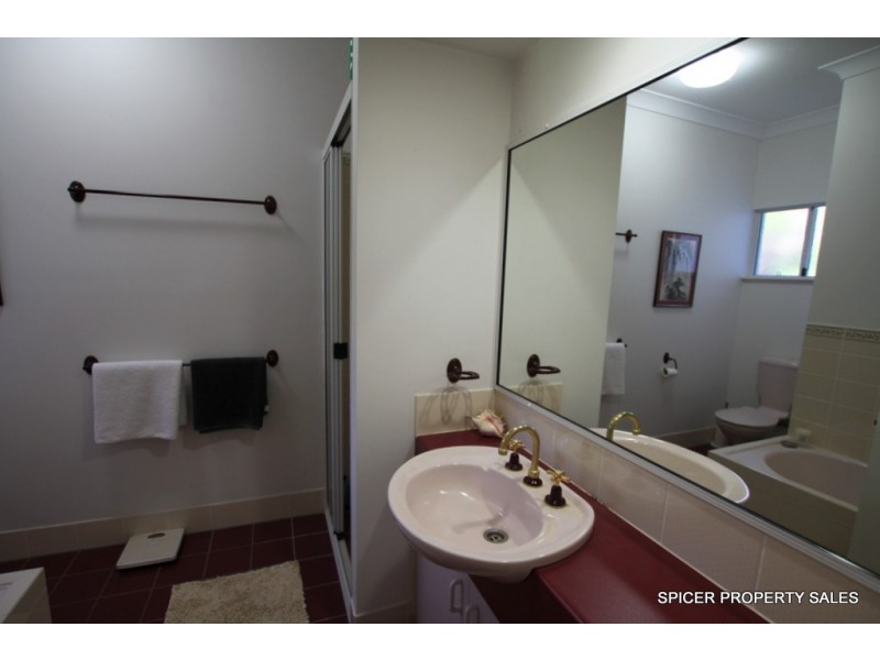 10 Spurwood Close, Wongaling Beach QLD 4852