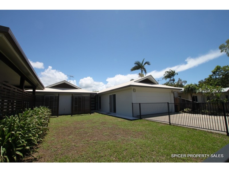 35 Buccaneer Street, South Mission Beach QLD 4852