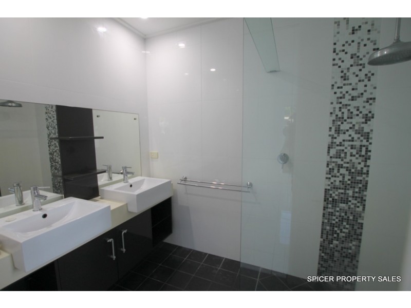 35 Buccaneer Street, South Mission Beach QLD 4852