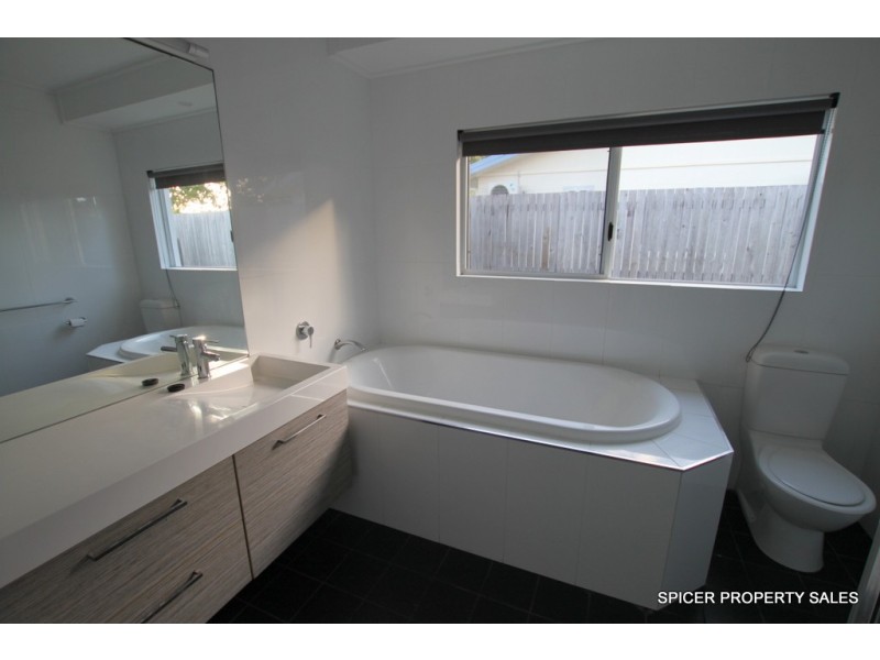 35 Buccaneer Street, South Mission Beach QLD 4852