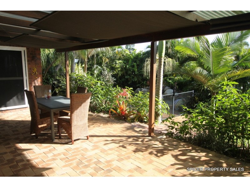 30 Cutten Street, Bingil Bay QLD 4852
