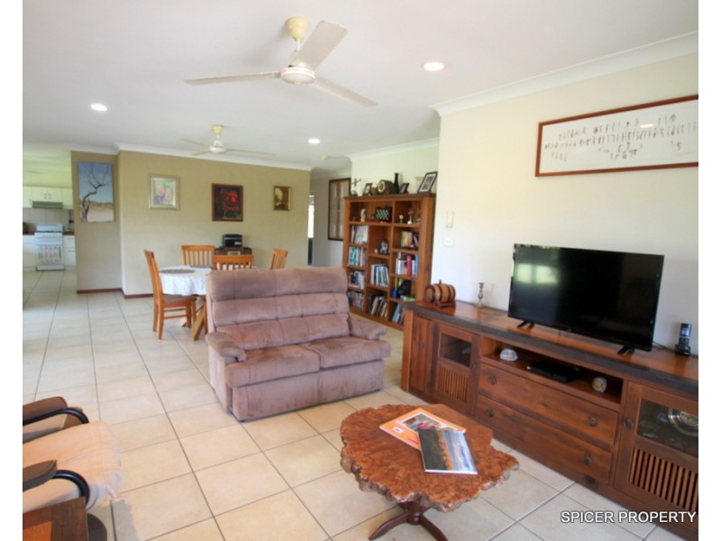 66 Vipiana Drive, Tully Heads QLD 4854