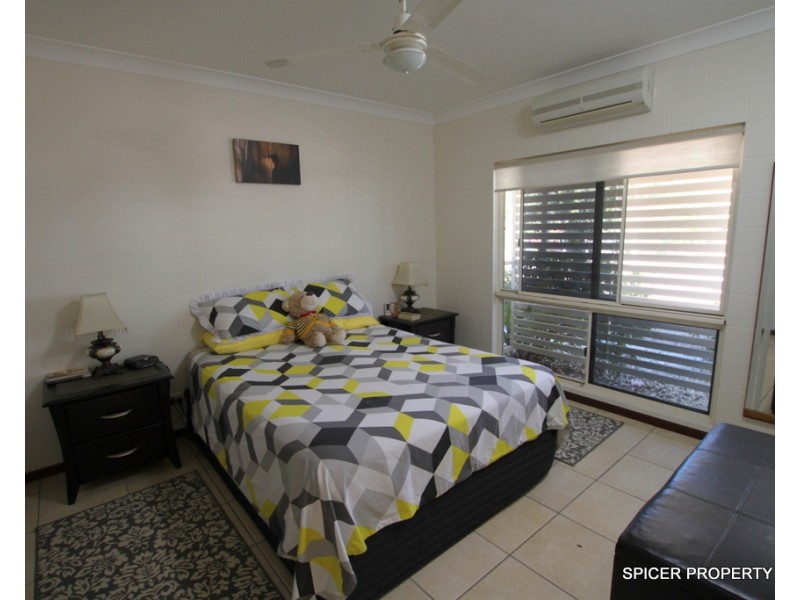 66 Vipiana Drive, Tully Heads QLD 4854