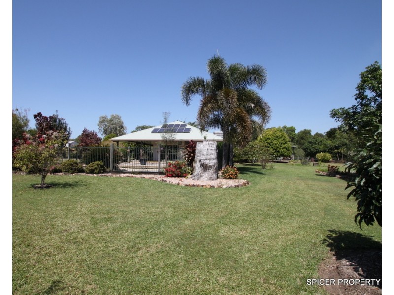 66 Vipiana Drive, Tully Heads QLD 4854