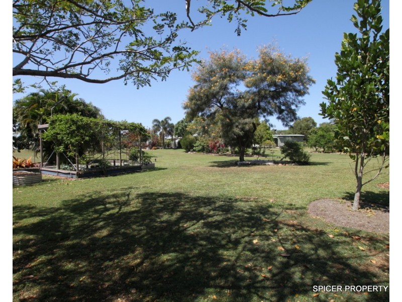 66 Vipiana Drive, Tully Heads QLD 4854