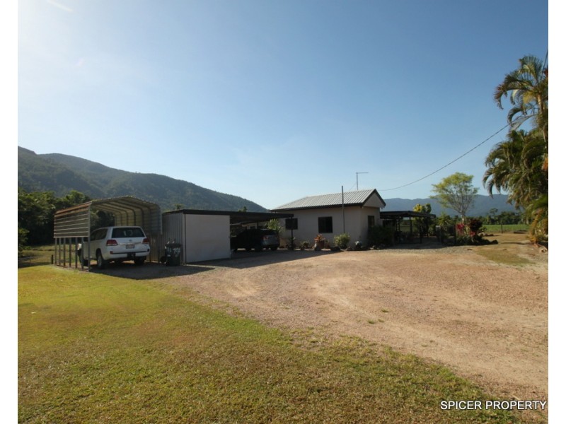 79A Murray Street, Tully QLD 4854