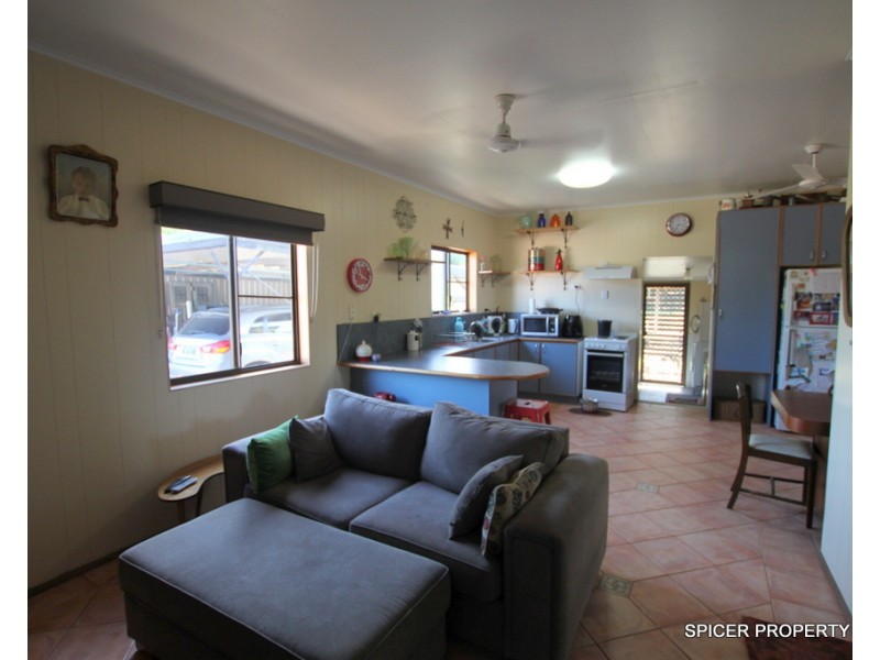 79A Murray Street, Tully QLD 4854