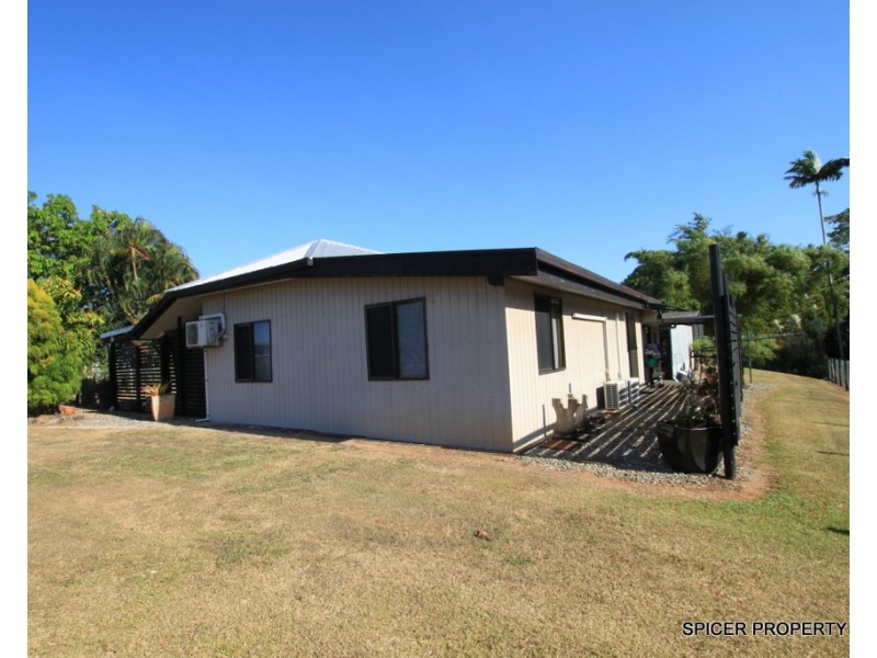 79A Murray Street, Tully QLD 4854