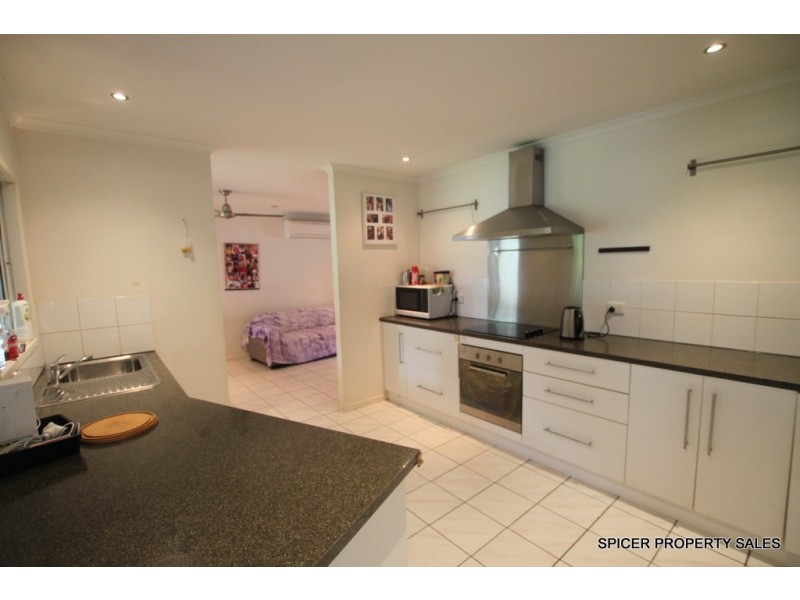8 Kwila Street, Wongaling Beach QLD 4852