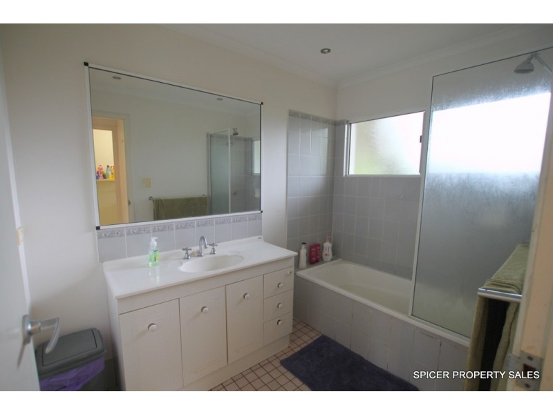 8 Kwila Street, Wongaling Beach QLD 4852