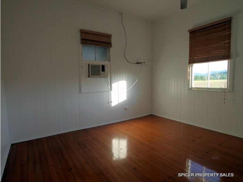 851 Murdering Point Road, Kurrimine Beach QLD 4871