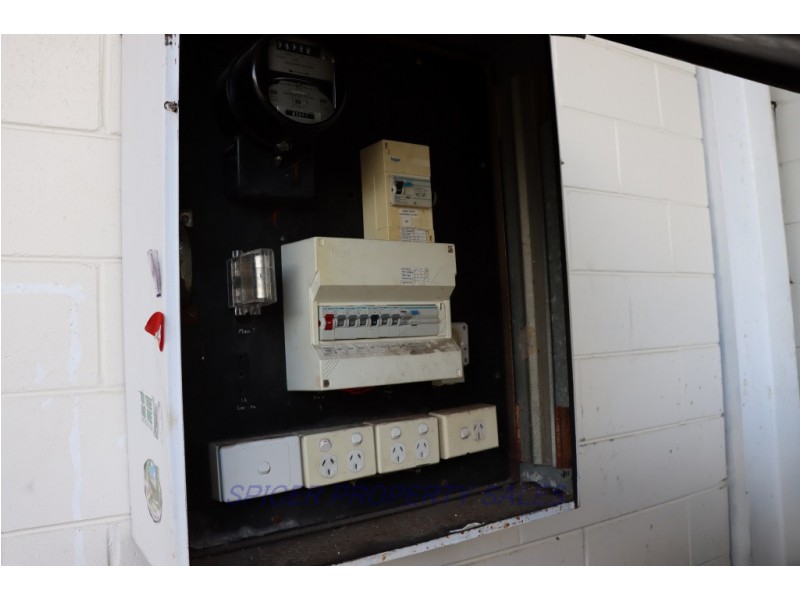 27 Richardson Street, Tully QLD 4854