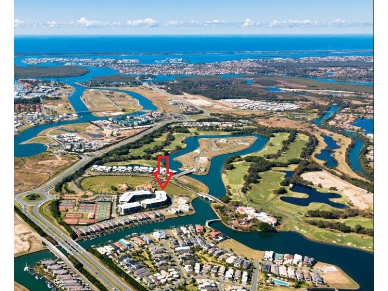 2/2114 Activa way, Hope Island QLD 4212