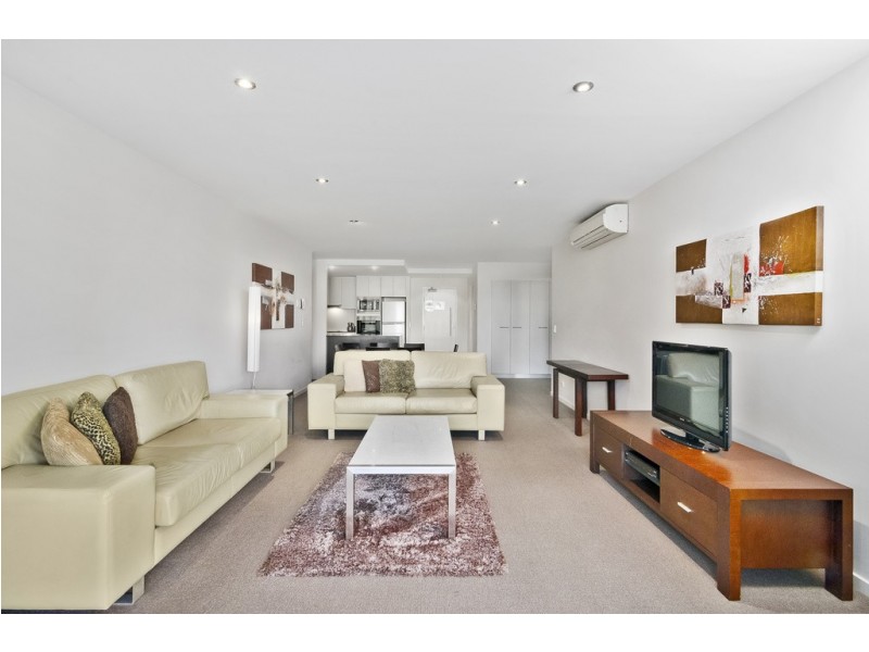 2/2114 Activa way, Hope Island QLD 4212