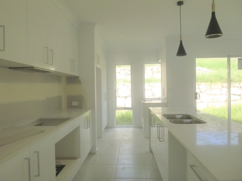 700 Northern Skies Terrace, Maudsland QLD 4210