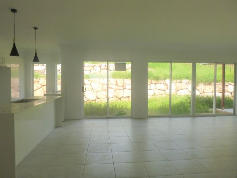 700 Northern Skies Terrace, Maudsland QLD 4210