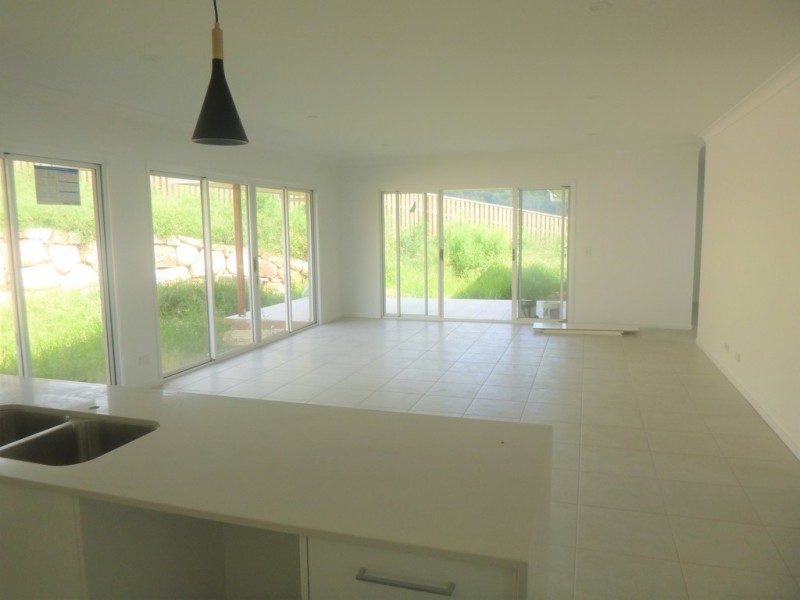 700 Northern Skies Terrace, Maudsland QLD 4210