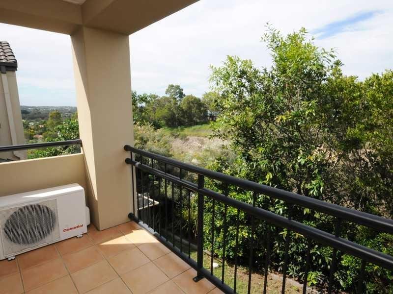 12/60 Ancona Street, Carrara QLD 4211