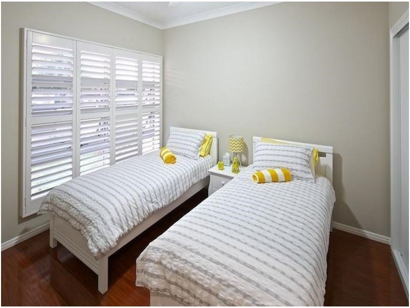 10 South Quay Drive, Biggera Waters QLD 4216