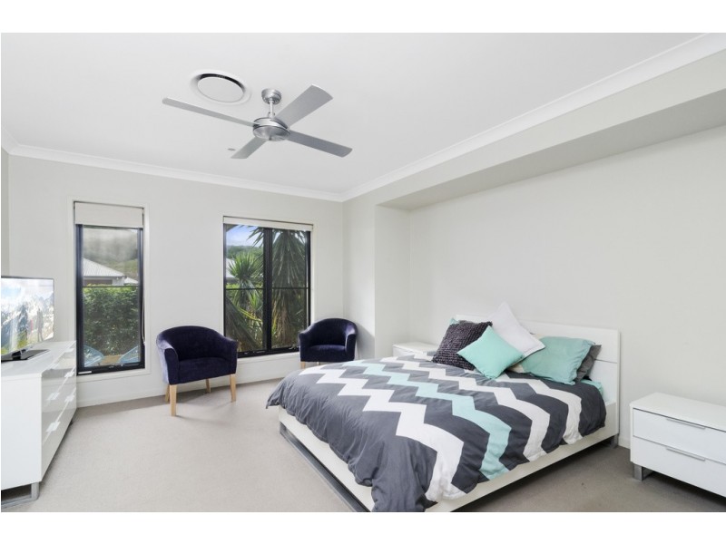 9 Falkener Street, Maudsland QLD 4210