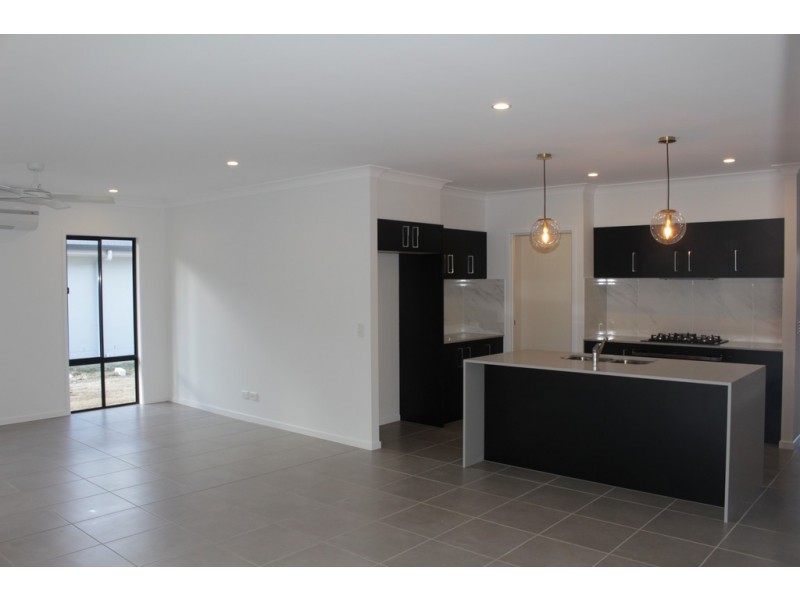 761 Stoneyway, Maudsland QLD 4210