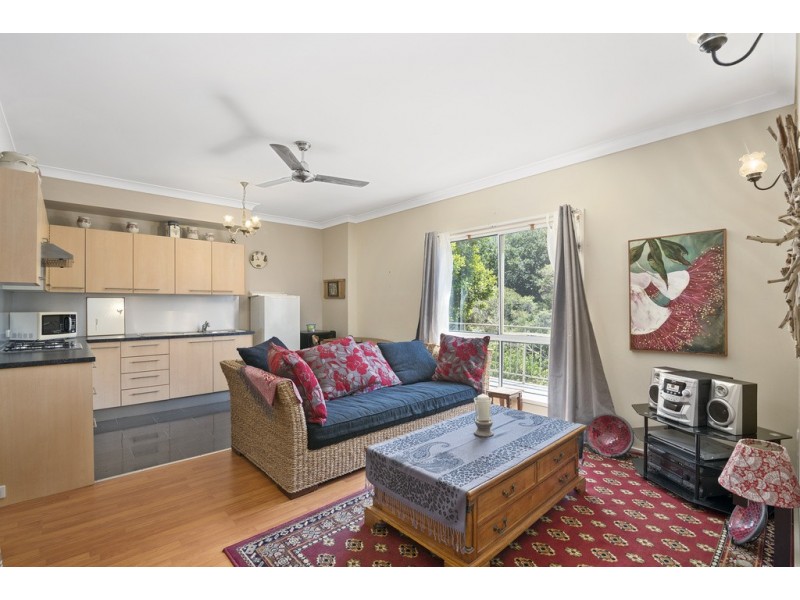 27 Hibiscus Parade, Banora Point NSW 2486