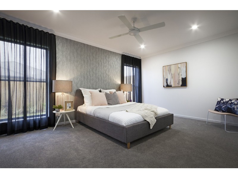 98 Ridgevale Blvd, Holmview QLD 4207
