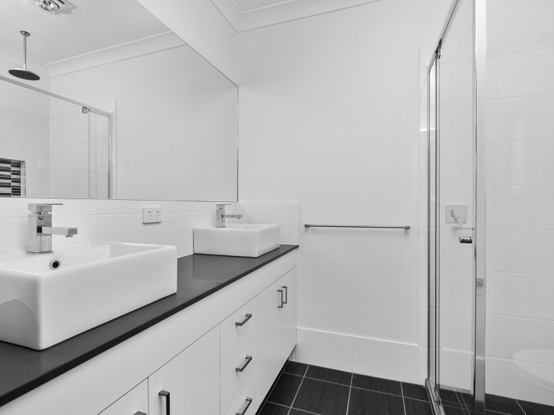 7 Atlantic Drive, Loganholme QLD 4129