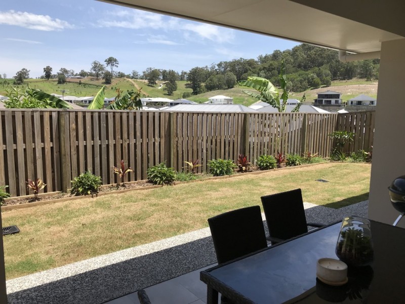 17 Stoneyway Avenue, Maudsland QLD 4210