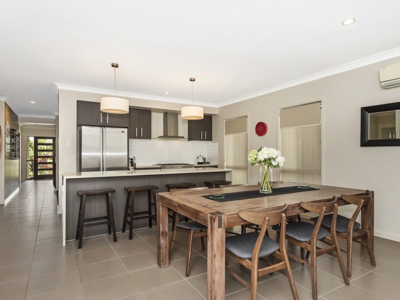 12 Homestead Circuit, Maudsland QLD 4210