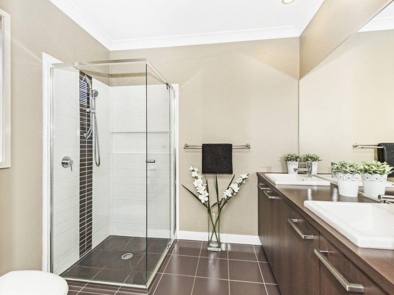 12 Homestead Circuit, Maudsland QLD 4210