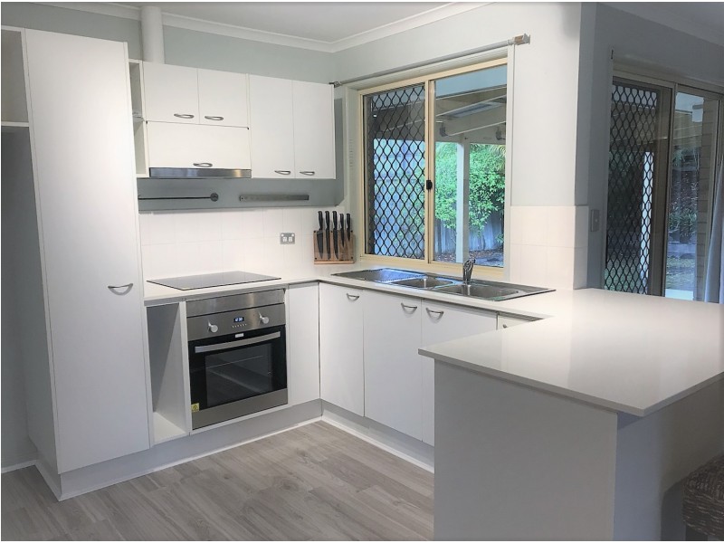 9 Tamarind Close, Nerang QLD 4211