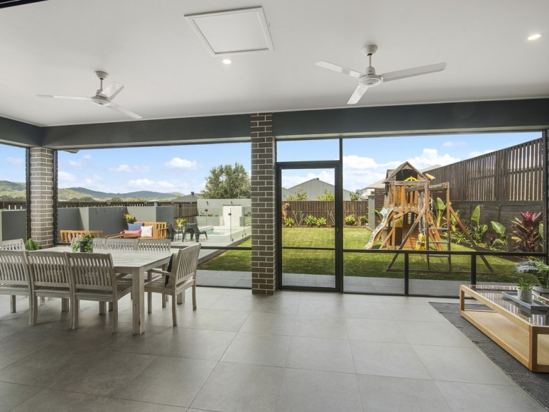 51 Mountain View Parade, Maudsland QLD 4210