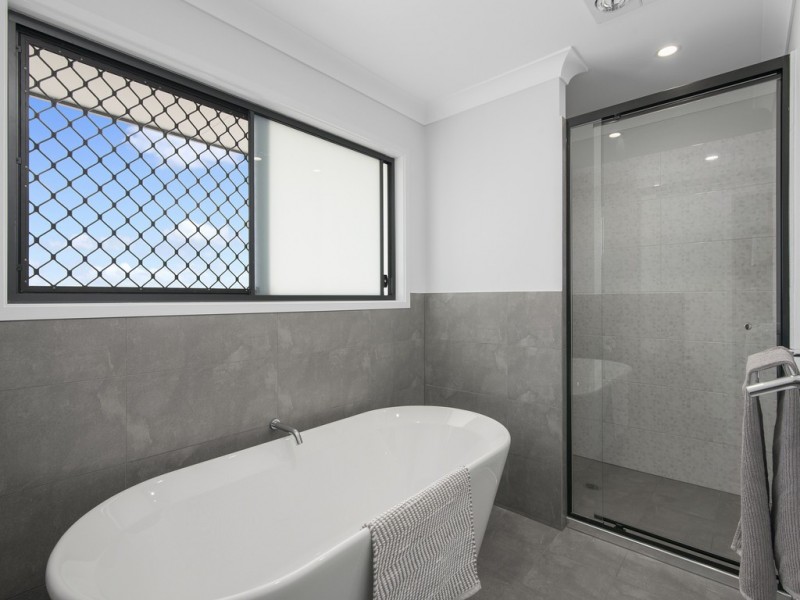 51 Mountain View Parade, Maudsland QLD 4210