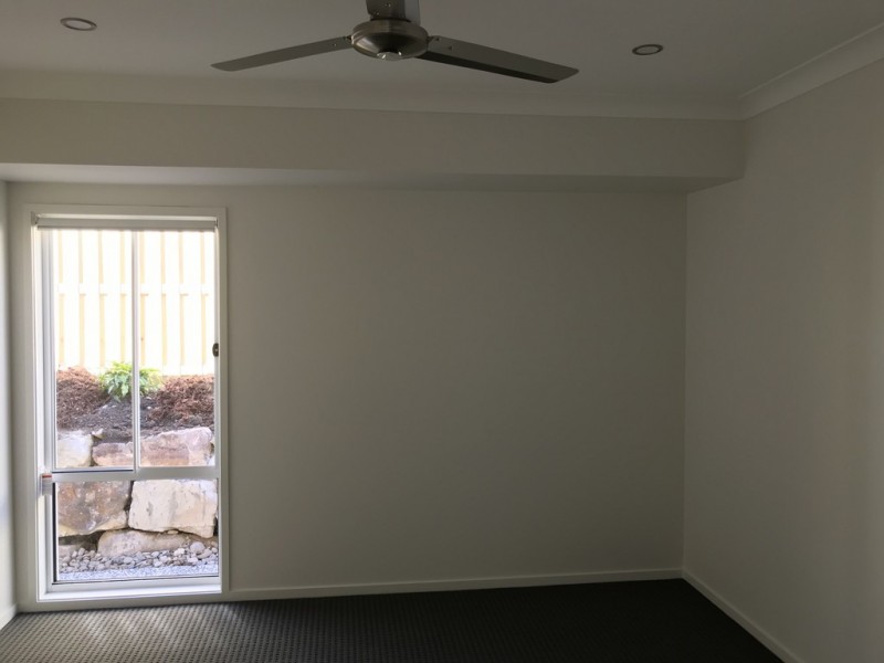 17 Stoneyway Avenue, Maudsland QLD 4210