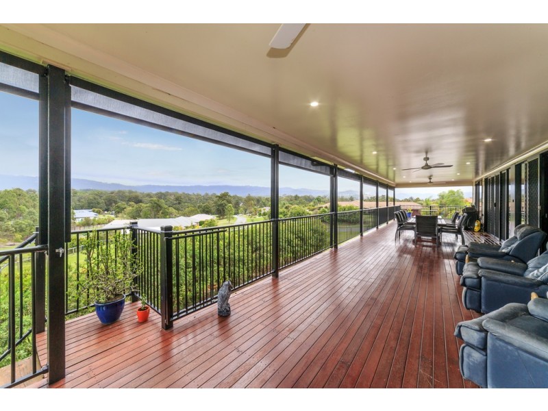 36 Waldorf place, Maudsland QLD 4210