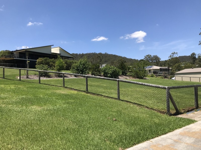 36 Waldorf place, Maudsland QLD 4210