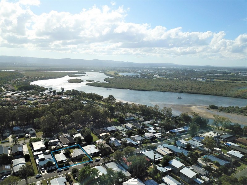 32-34 Iando Street, Coombabah QLD 4216