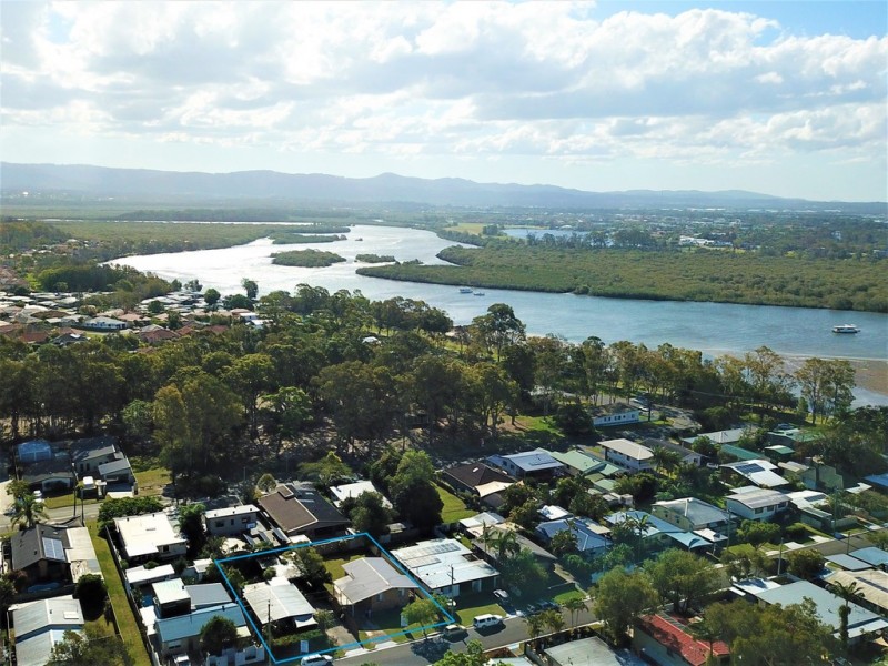 32-34 Iando Street, Coombabah QLD 4216