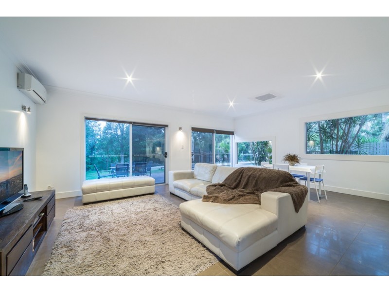 5 Woodland Drive, Reedy Creek QLD 4227