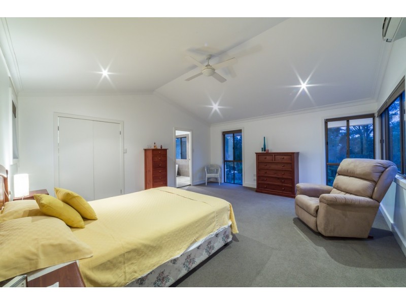 5 Woodland Drive, Reedy Creek QLD 4227