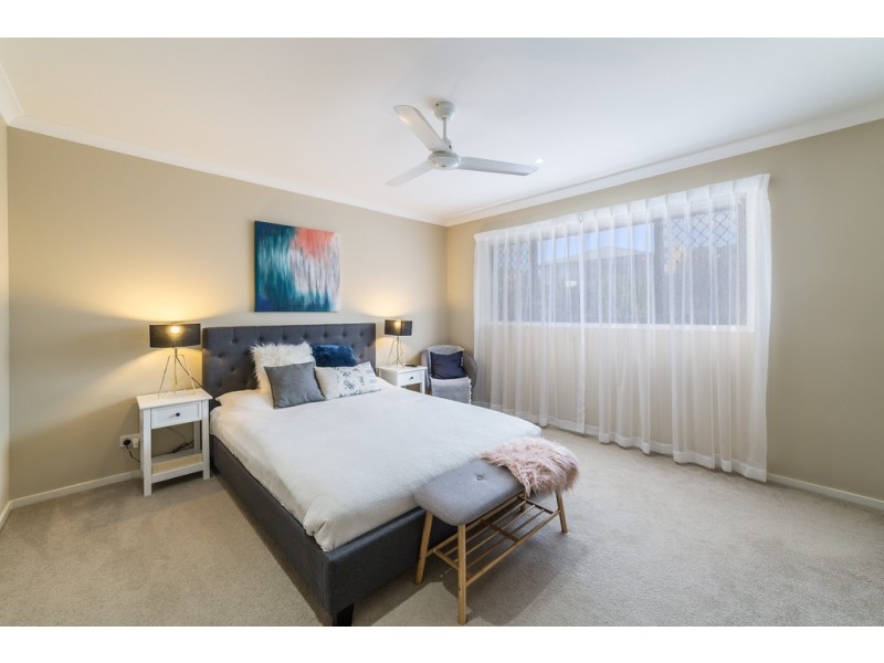 213 Riverstone Crossing, Maudsland QLD 4210