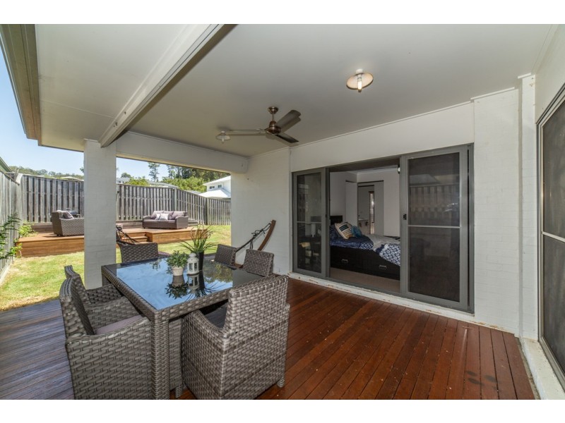 6 Summerstone Place, Maudsland QLD 4210