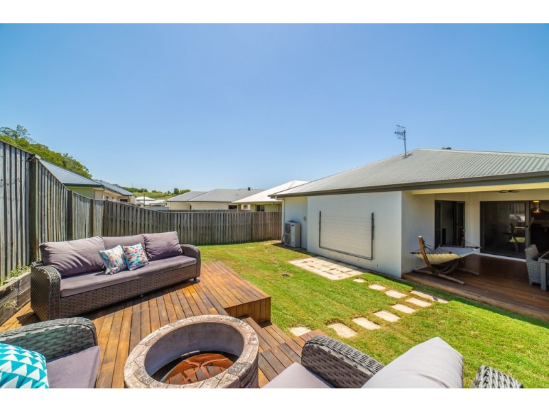 6 Summerstone Place, Maudsland QLD 4210