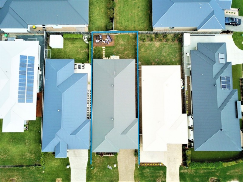 6 Summerstone Place, Maudsland QLD 4210