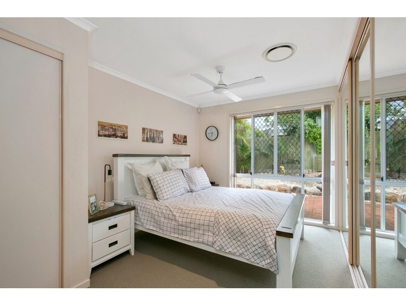 8 Prahran Court, Robina QLD 4226