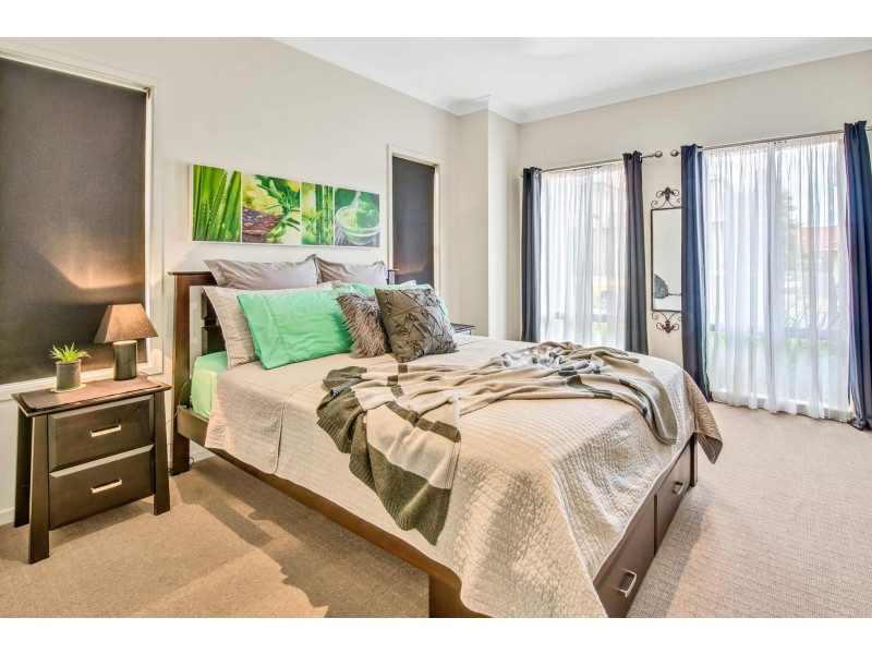 111 Bayswater Avenue, Varsity Lakes QLD 4227