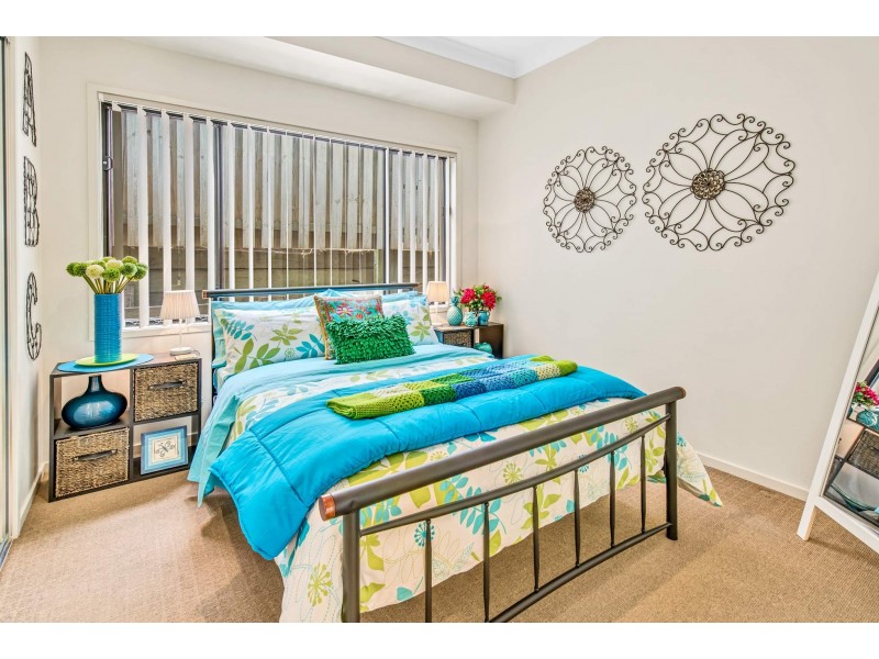 111 Bayswater Avenue, Varsity Lakes QLD 4227