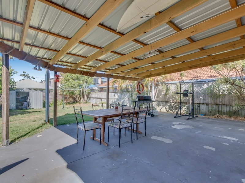 125 Nobby Parade, Miami QLD 4220